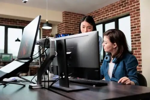 企業の動画制作を外注するメリット