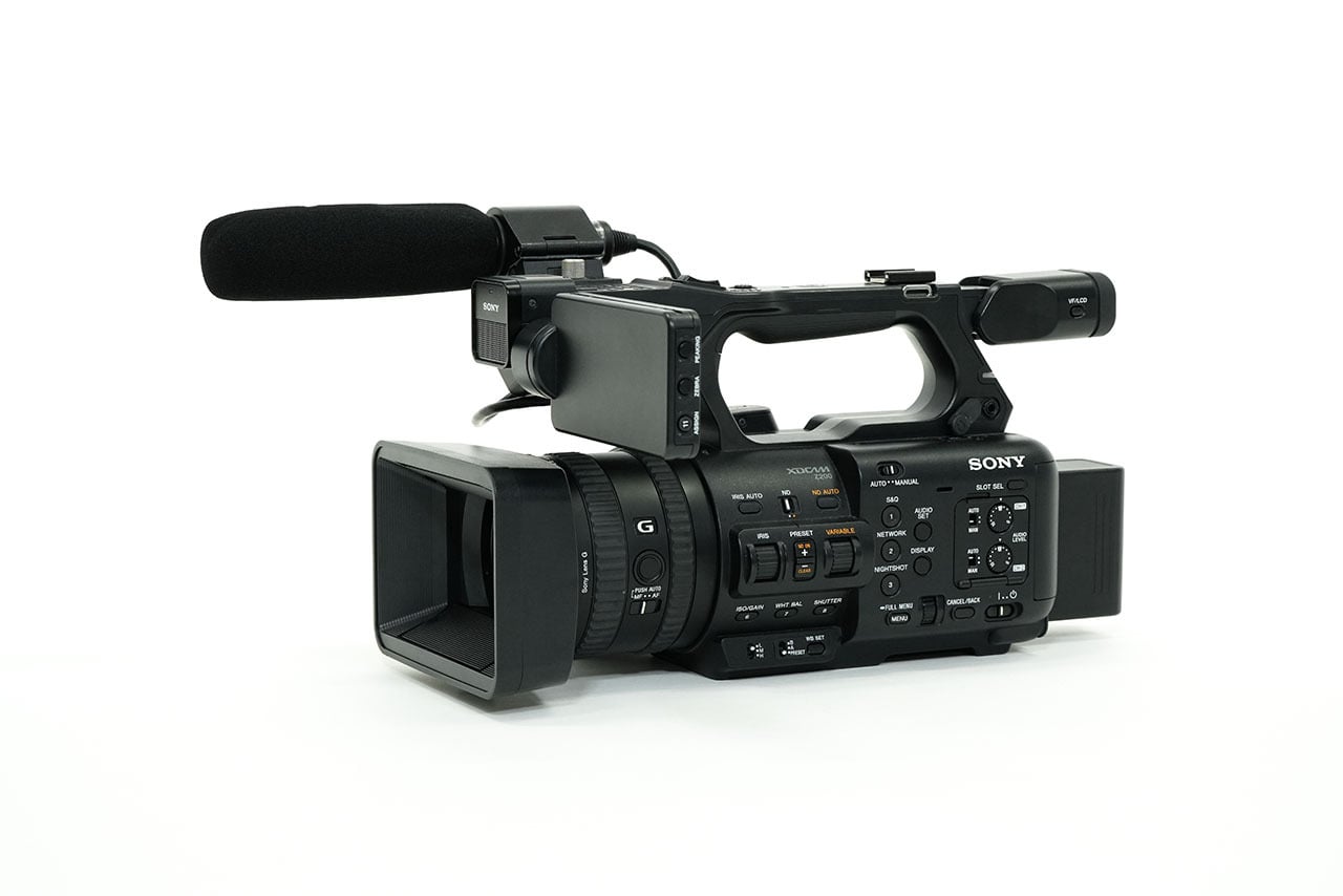 PXW-Z200